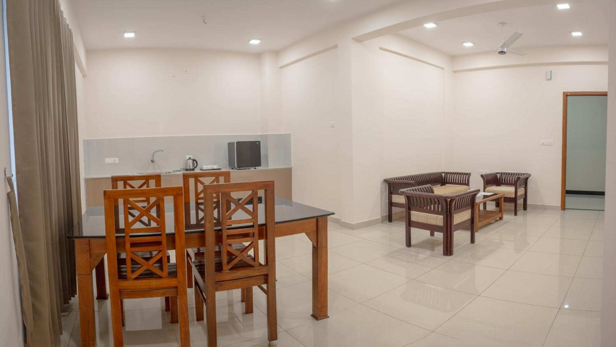 Daffodils Luxury Airport Suites Kochi Exterior foto